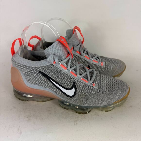 Nike Air Vapormax Grade School Athletic Sneakers Kids 6 Gray Flyknit Breathable - Picture 2 of 10